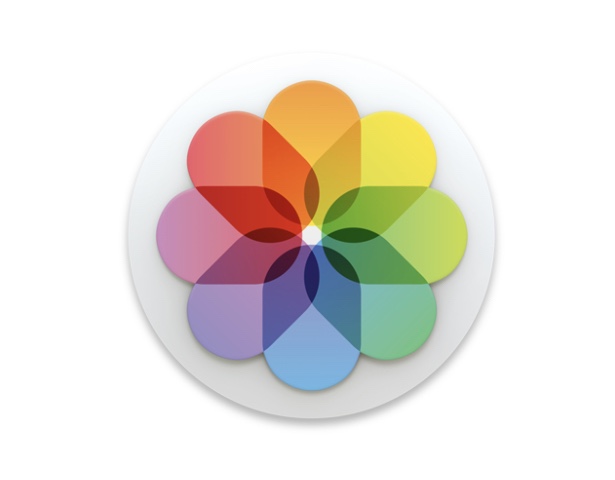 Flux-Photos-Apple